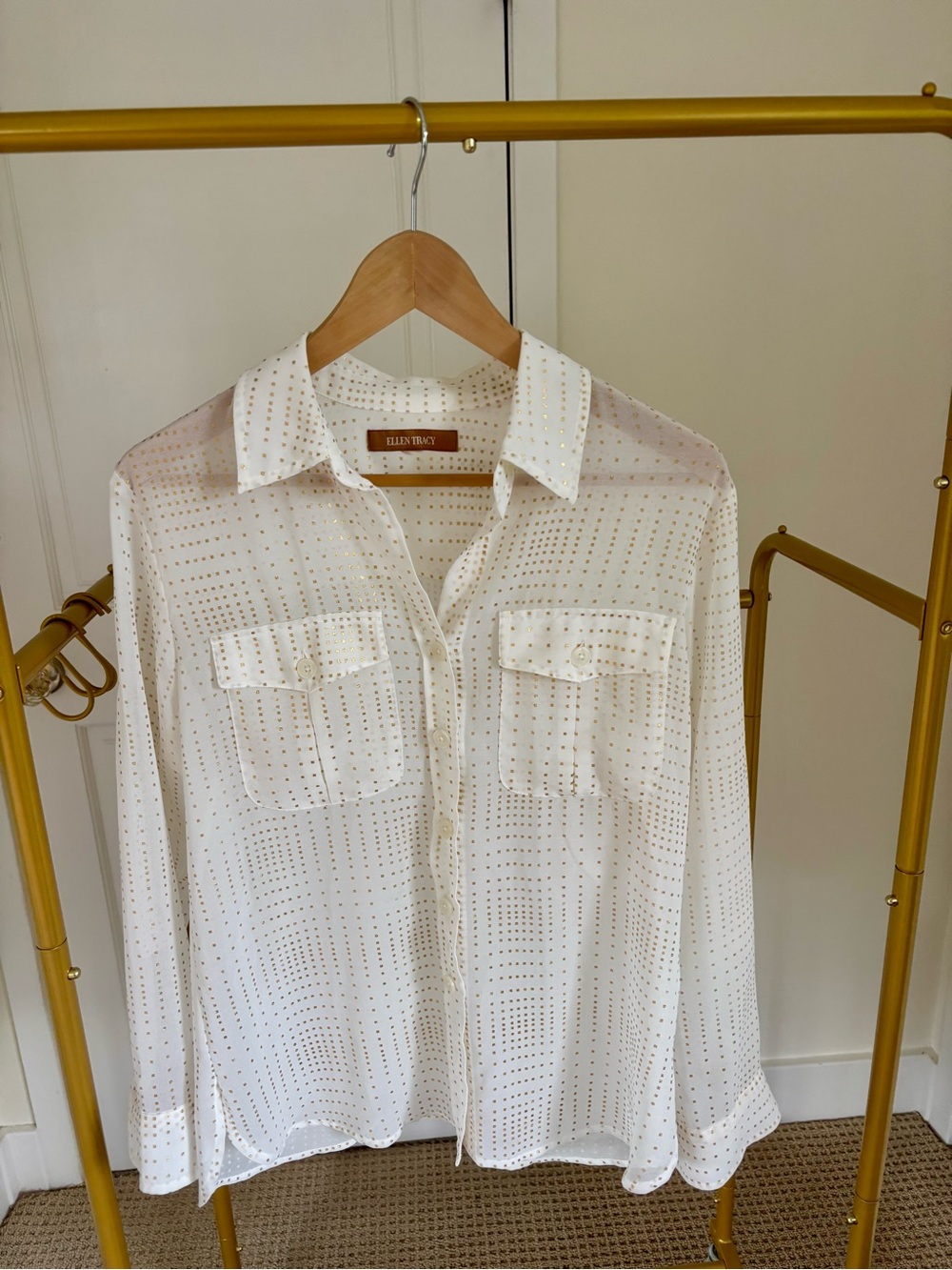 Ellen Tracy White Satin Button-Up Shirt